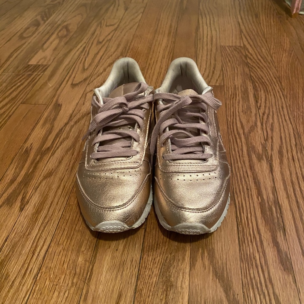 Gold Reeboks - Picture 4 of 4
